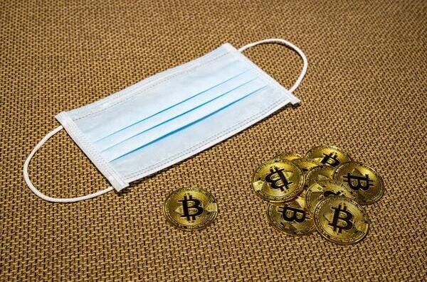 Is Bitcoin a Viable Alternative to Cash Transactions？