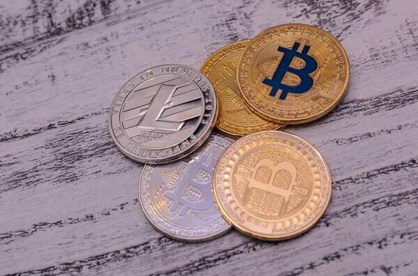 Is Digital Currency the Path Forward for Financial Transactions？
